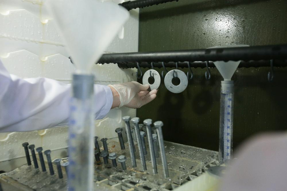 Испытание коррозионной стойкости покрытий и материалов